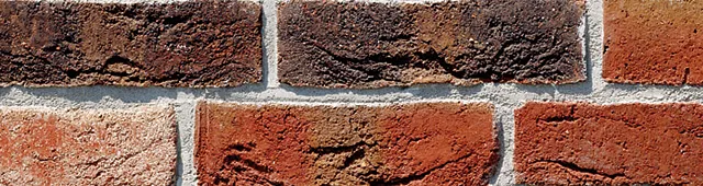 Isolierklinker in Brauntönen